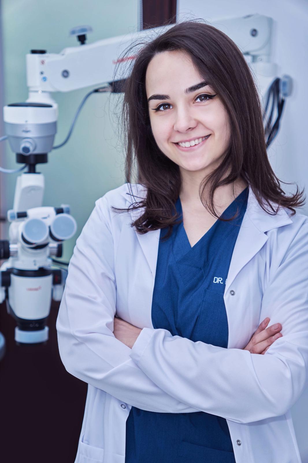 Dr. Tanase Bianca